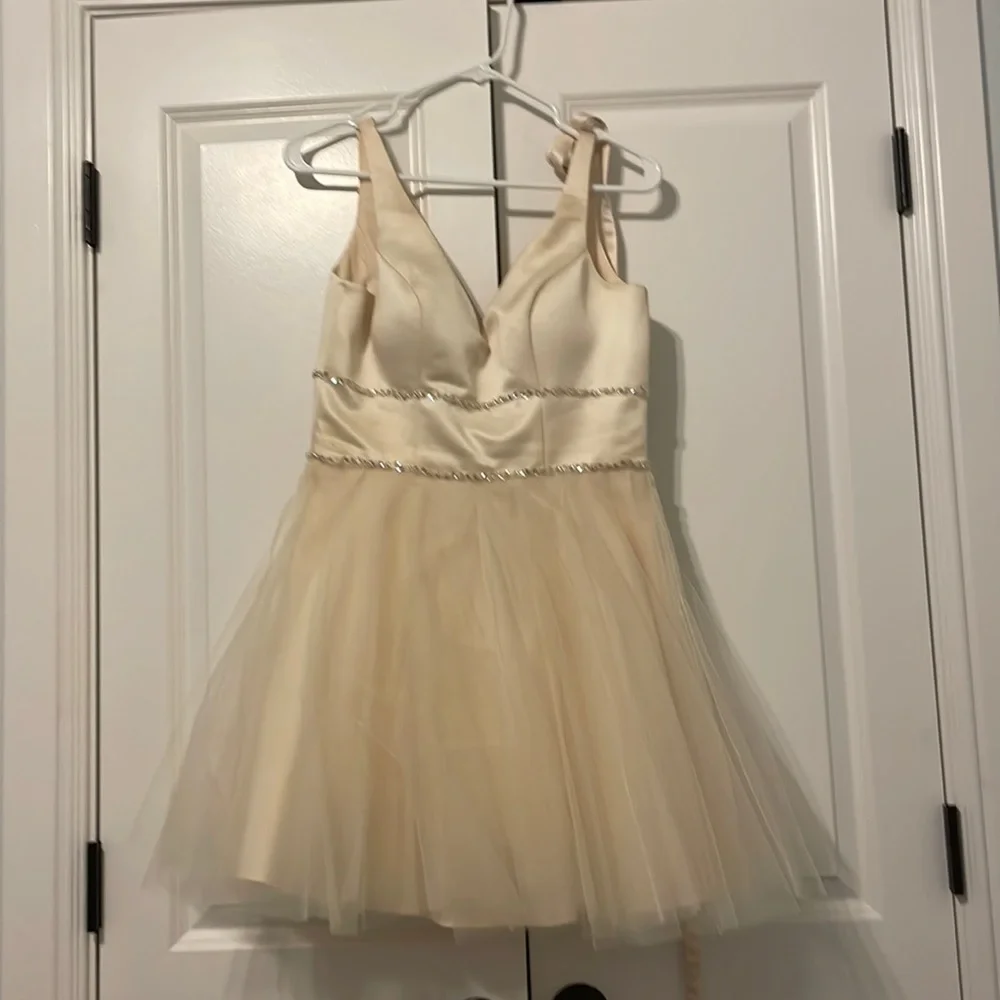 Quince dress - Picture 1 of 3